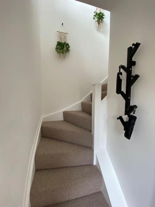 Modern Annex On The Outskirts Of Bath And Bristo Saltford ภายนอก รูปภาพ